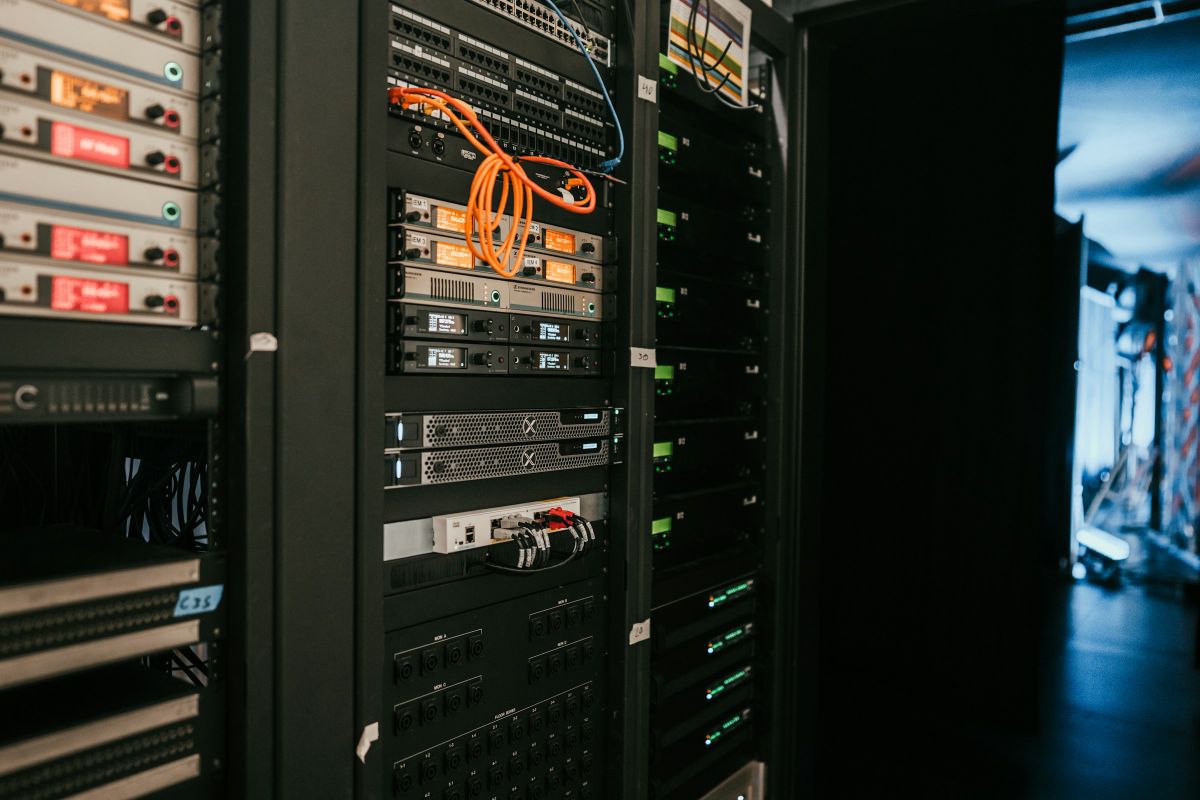 Mon homelab de zéro (Partie 7) : installation physique des nœuds et la bataille du boot UEFI